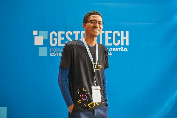 Transform your ideas into reality at an innovative studio agency